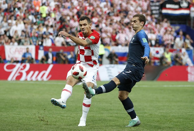 ЛОВРЕН ПРОЗВАО ФРАНЦУЗЕ: То што они играју није фудбал, ми смо им показали како се игра сјајан фудбал