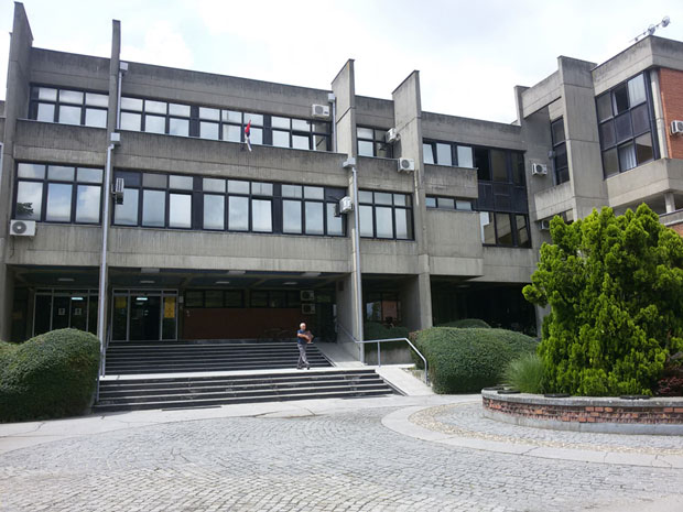 ИЗ ПРИТВОРА НА ПСИХИЈАТРИЈУ: Премештена Мађарица која је напала судију