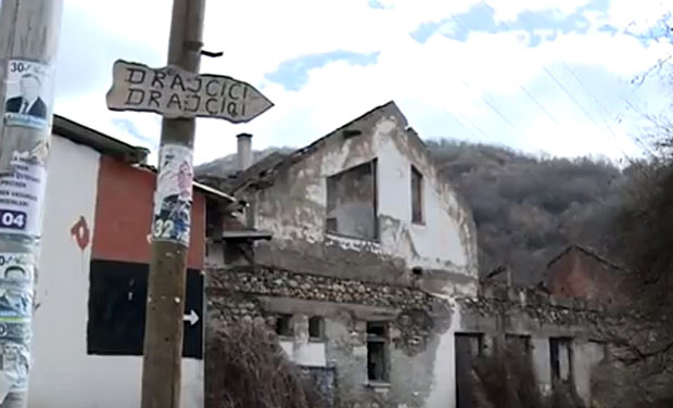 НАСТАВЉАЈУ СЕ НАПАДИ НА СРБЕ: Опљачкане три српске куће у селу крај Призрена