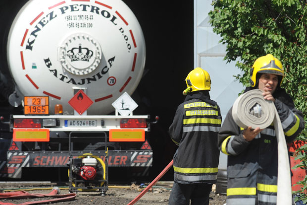 Киселина истекла, опасности нема
