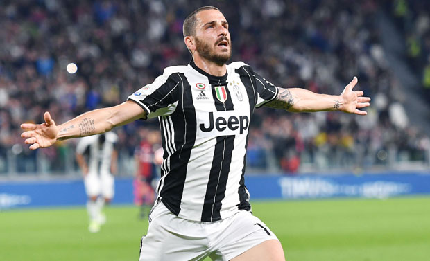 МИЛАН ЖЕЛИ ЗАМЕНУ: За Игуаина и милиони и Бонући