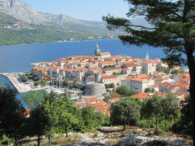 Срби пете трошаџије у Хрватској, пријају им наше напојнице