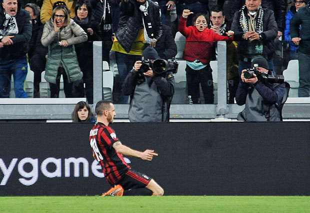 Бонући се враћа у Јувентус, Игуаин и Пјаца облаче дрес Милана