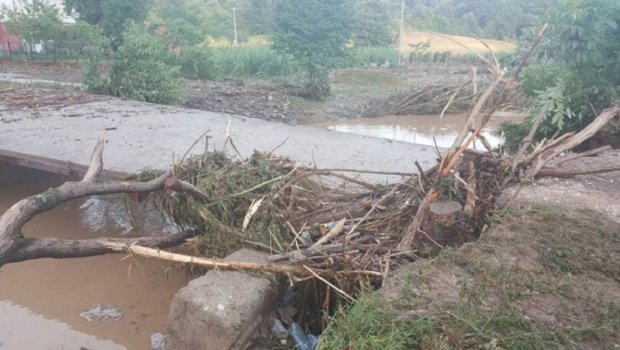 Ванреднa ситуација после невремена у делу општине Црна Трава