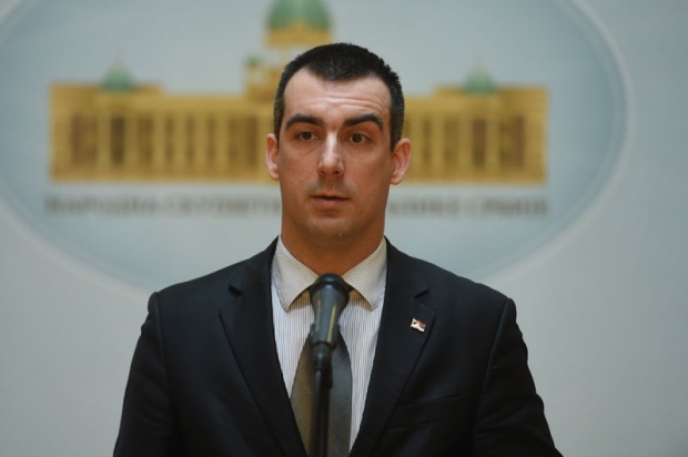 Орлић: ДС да не брине о ресурсима државе коју су опљачкали