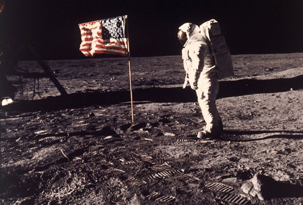 РЕЗУЛТАТИ ИСТРАЖИВАЊА: Да ли су Американци слетели на Месец? 