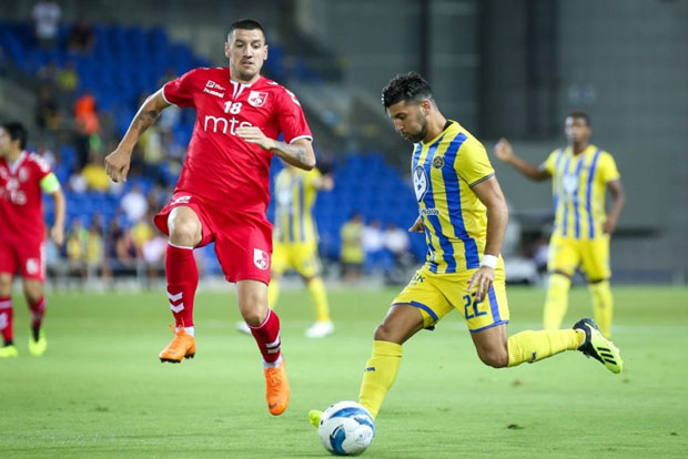 НАДА ТИЊА ДО РЕВАНША: Раднички се са два гола у мрежи вратио са гостовања Макабију