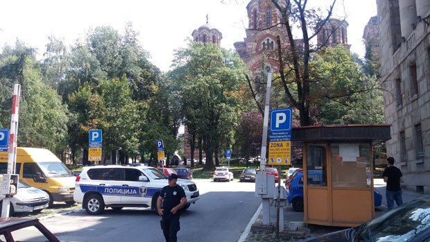 ПРОНАЂЕНА МУНИЦИЈА КОД ЦРКВЕ СВЕТОГ МАРКА: Извршен увиђај, пронађено оружје кородирано (ФОТО)