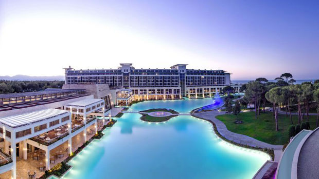 ЛУКСУЗ НА ОБАЛИ ТУРСКЕ: Rixos Premium Belek и Titanic Beach Lara