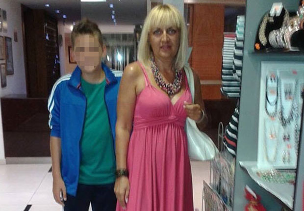 НОВОСАЂАНКА О ГУБИТКУ СИНА: Мој Саша је данима ћутао због претњи, а подметали су му и дрогу у пиће!