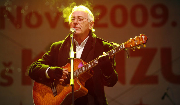 Преминуо Оливер Драгојевић