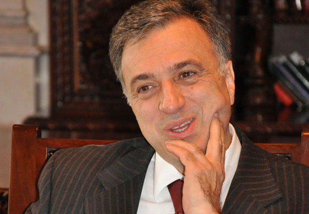 Вујановић се одрекао дела права али прихватио надокнаду од 1.500 евра до пензије