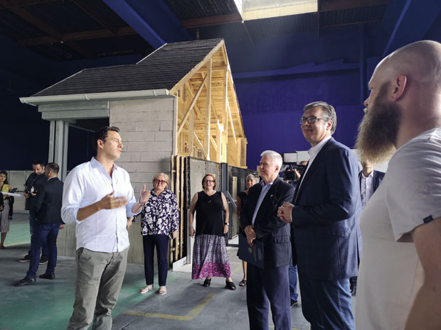 Холивуд у луци Београд