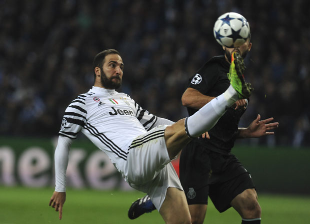 МИЛАН И ЈУВЕНТУС СКЛОПИЛИ ДОГОВОР: Игуаину плата седам милиона 