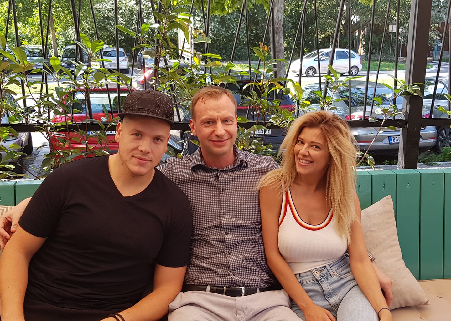 Кија и Слоба јуче потписали папире за развод, али данас су се опет састали, ове фотографије су доказ(ФОТО)