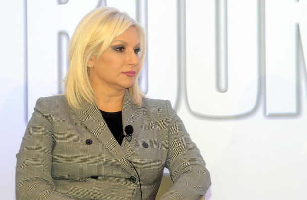 Зорана на тапету врха СНС