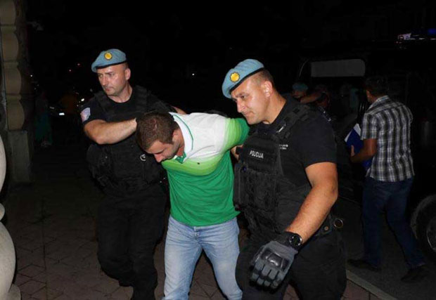 Арапима отели 12.700 марака!