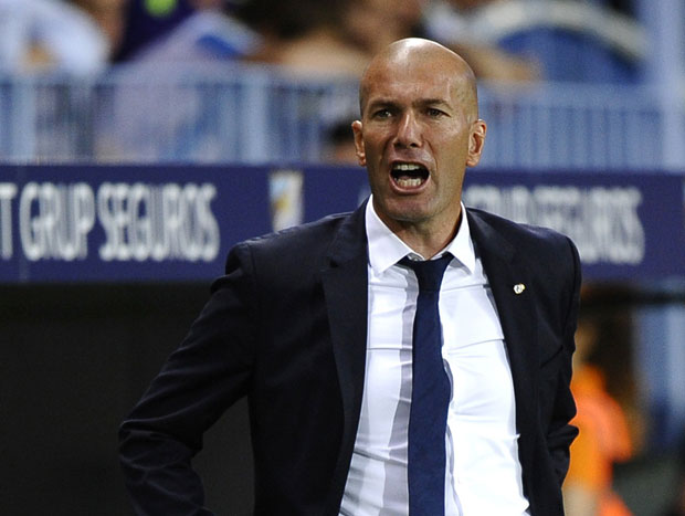 ЗИДАН СТИЖЕ ПОСЛЕ МОА: Јунајтед већ размишља о новом тренеру