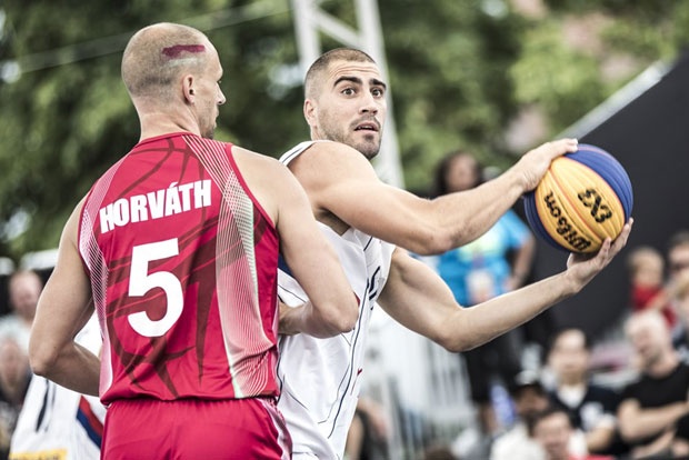 Баскеташи Новог Сада исписали историју и одбранили титулу на мастерсу у Прагу