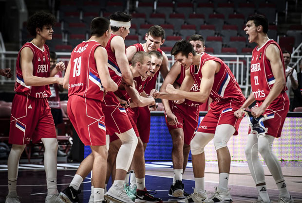 СРБИЈА ПОНОВО ШАМПИОН: Јуниори победом против домаћина Летоније одбранили европски трон