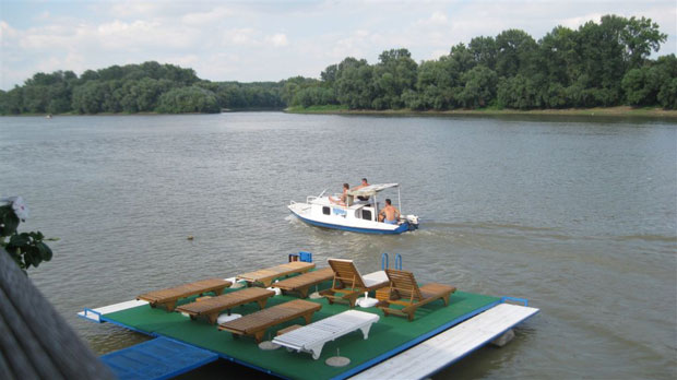 Тител: Историја уз реку