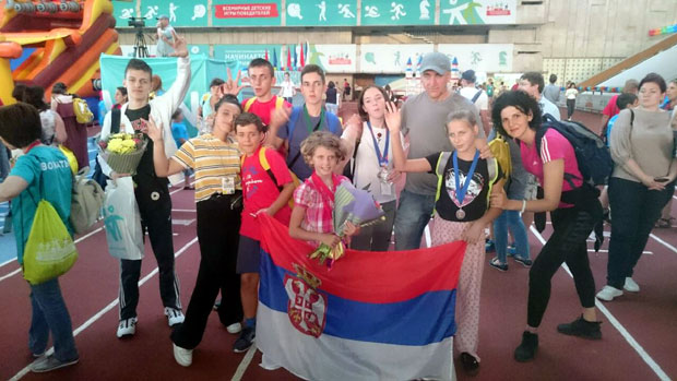 ВЕЛИКИ СПОРТСКИ УСПЕХ ДЕЦЕ ОБОЛЕЛЕ ОД РАКА: Седам медаља из Москве