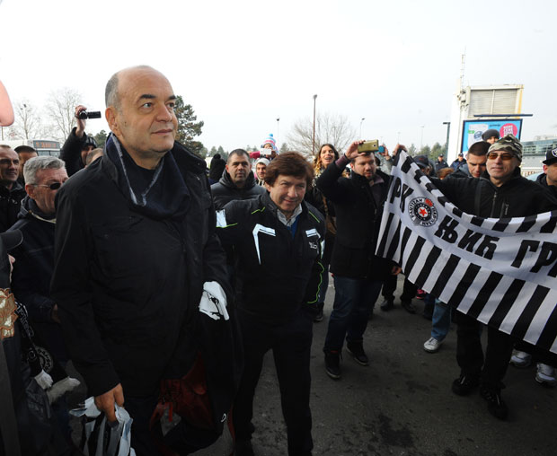 ДУШКО ВУЈОШЕВИЋ ОГОРЧЕН: Партизан ме завлачи за паре, а идем на трансплантацију и операцију на срцу