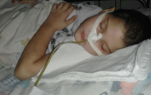 ДРАМА ПОРОДИЦЕ ИЗ БИЈЕЛОГ ПОЉА: Болница није могла да обезбеди превоз болесне девојчице, родитељи молили за последњи ћеркин лет