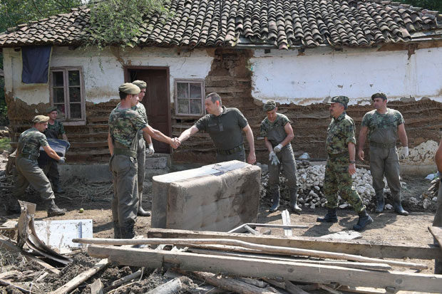 Вулин посетио Жагубицу: Бројнија војска - сигурнија Србија