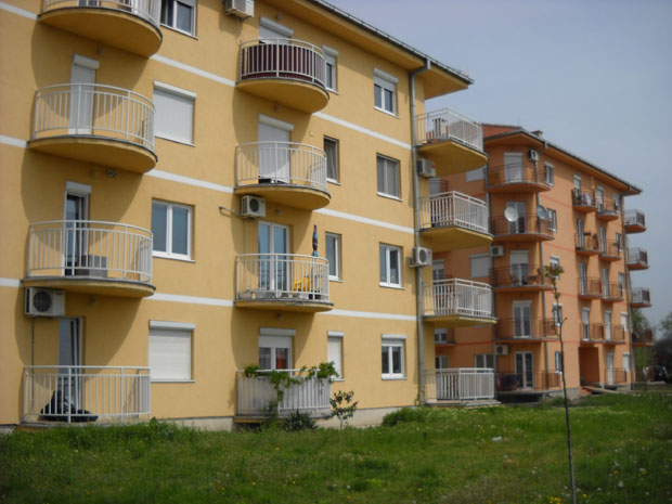 Траже се мали станови