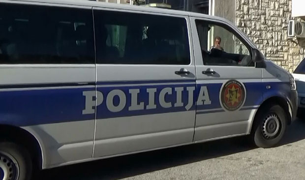 БУЂЕЊЕ БОМБОМ: Експлозија у дворишту у Бијелом Пољу 