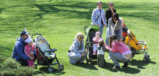 ПОКРАЈИНСКА ВЛАДА ДОНЕЛА ОДЛУКУ: Бесповратна помоћ за стан родитељима за треће и четврто дете