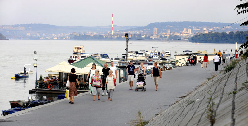 Комарци вребају у приобаљу 