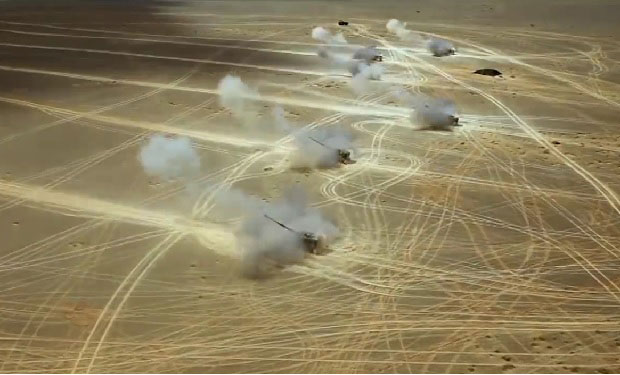 ГЛАМУРОЗНО И ХОЛИВУДСКИ: Кина спотом мотивише регруте и показује моћно оружје (ВИДЕО)