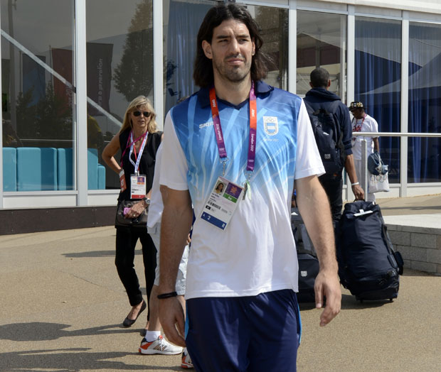 ОСТАНАК У КИНИ: Луис Скола сада ајкула