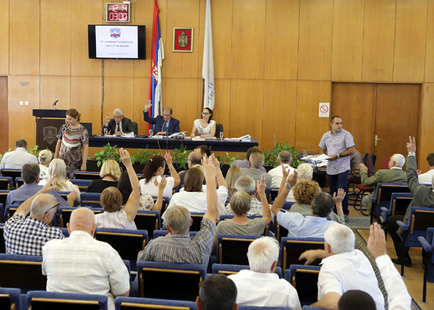 Смедерево: Скупштинска седница у минут до 12