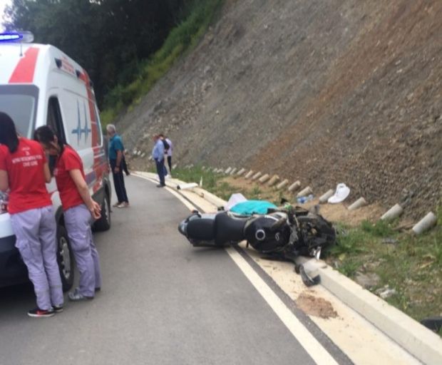 СМРТ НА МОТОЦИКЛУ: Трагедија у Петњици код Берана