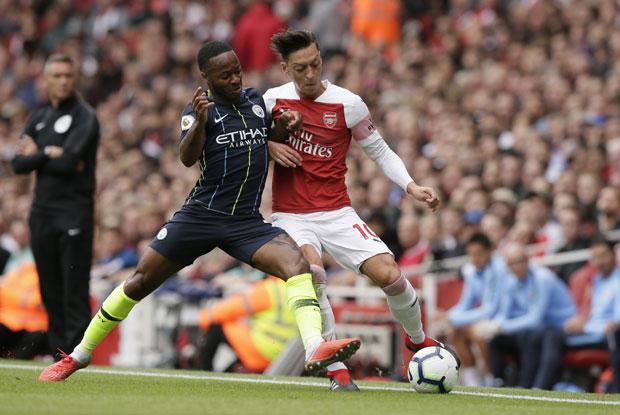 СТЕРЛИНГ ЈАКА ВАЛУТА: Актуелни шампион лако победио Арсенал у Лондону