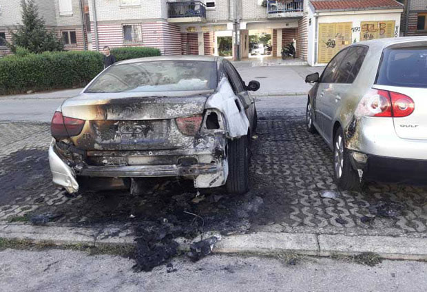 ИСТРАГА О ПАЉЕВИНАМА У НИШУ: Изгорели аутомобили власника ланца хотела