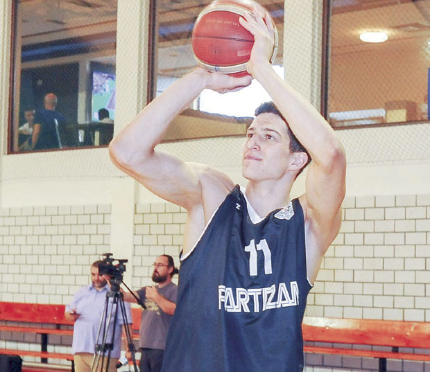 ГЕГИЋЕВИ ПРВИ УТИСЦИ ИЗ ХУМСКЕ: Прија поређење са Бркићем, стигли савети од Вујошевића