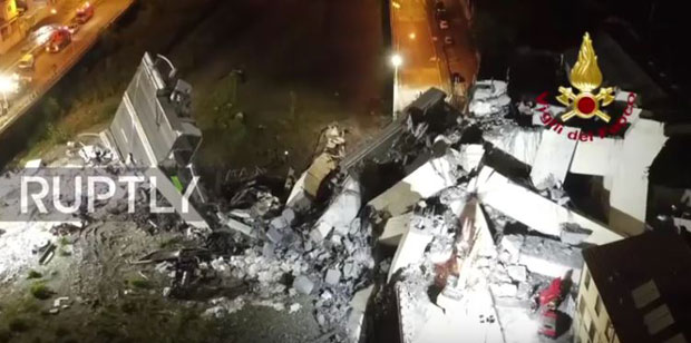 ЂЕНОВА ЗАВИЈЕНА У ЦРНО ПОСЛЕ РУШЕЊА НАДВОЖЊАКА: Овако ватрогасци трагају за преживелима (ВИДЕО)