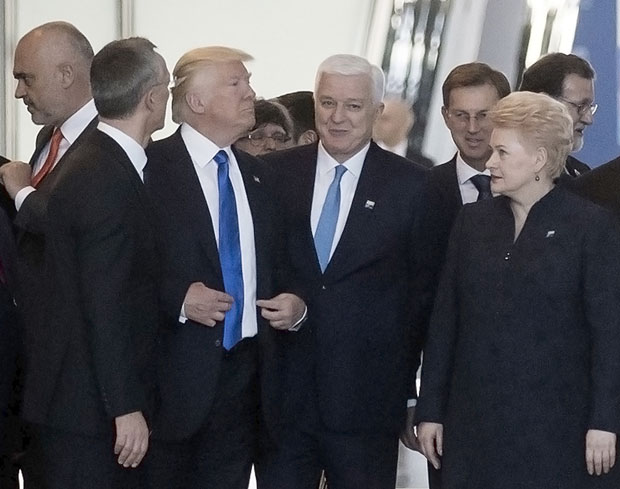 Трамп: Марковић је цмиздрава ку*ка!