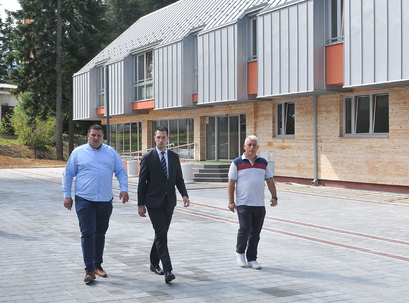 Уместо барака - Гочко