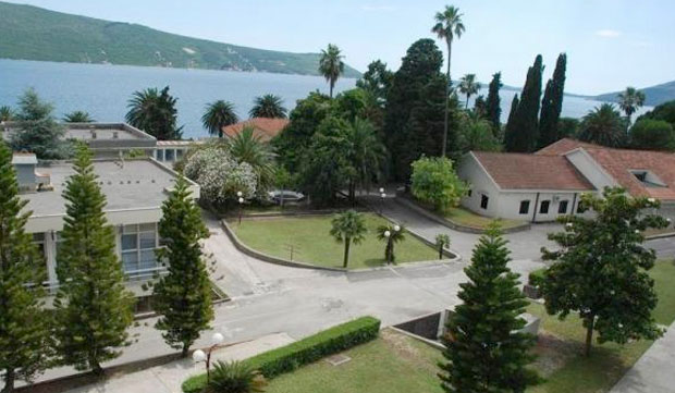 Катанац на болницу?