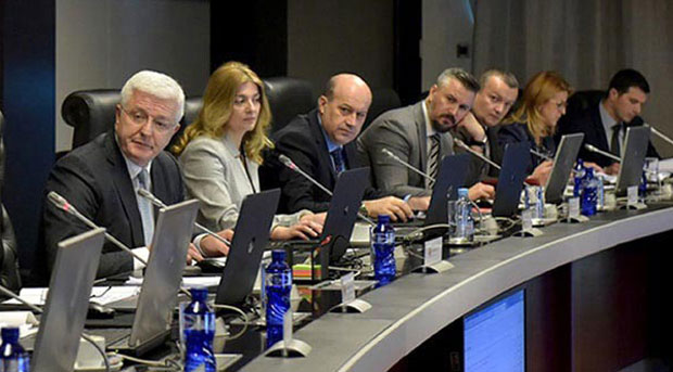 Црна Гора: Одзвонило плагијатима?