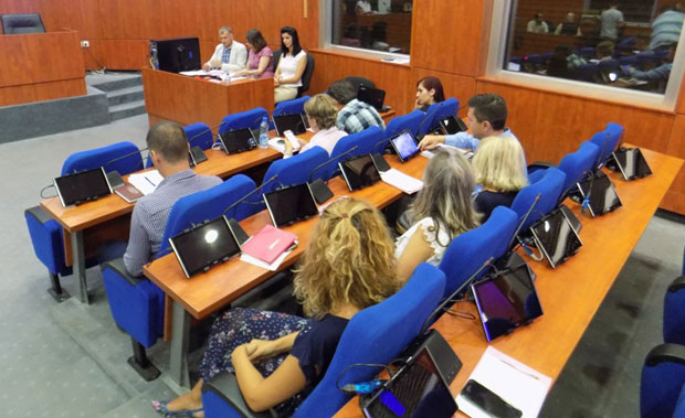 Лесковац спремно дочекују е-парламент, инсталирана опрема