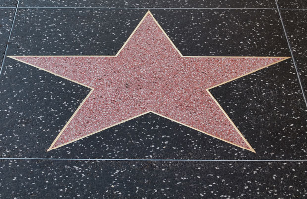 Колико кошта звезда на Булевару славних у Холивуду
