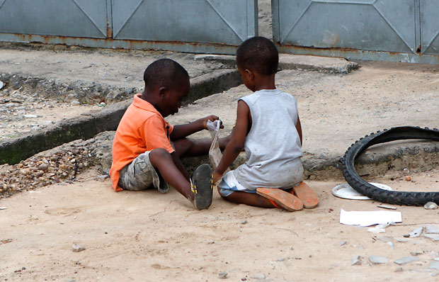 АЛАРМАНТНО: Деца која беже пред Боко харамом умиру у “безбедним градовима