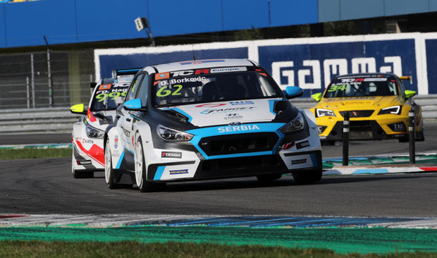 Борковић се вратио на прво место у ТЦР шампионату