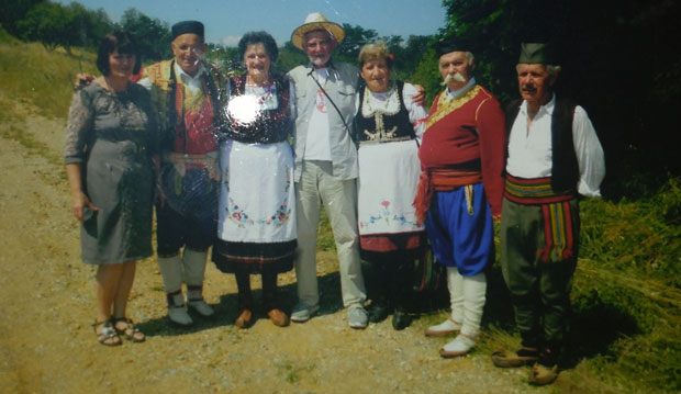 Дружење књижевника и етнолога уз старе обичаје